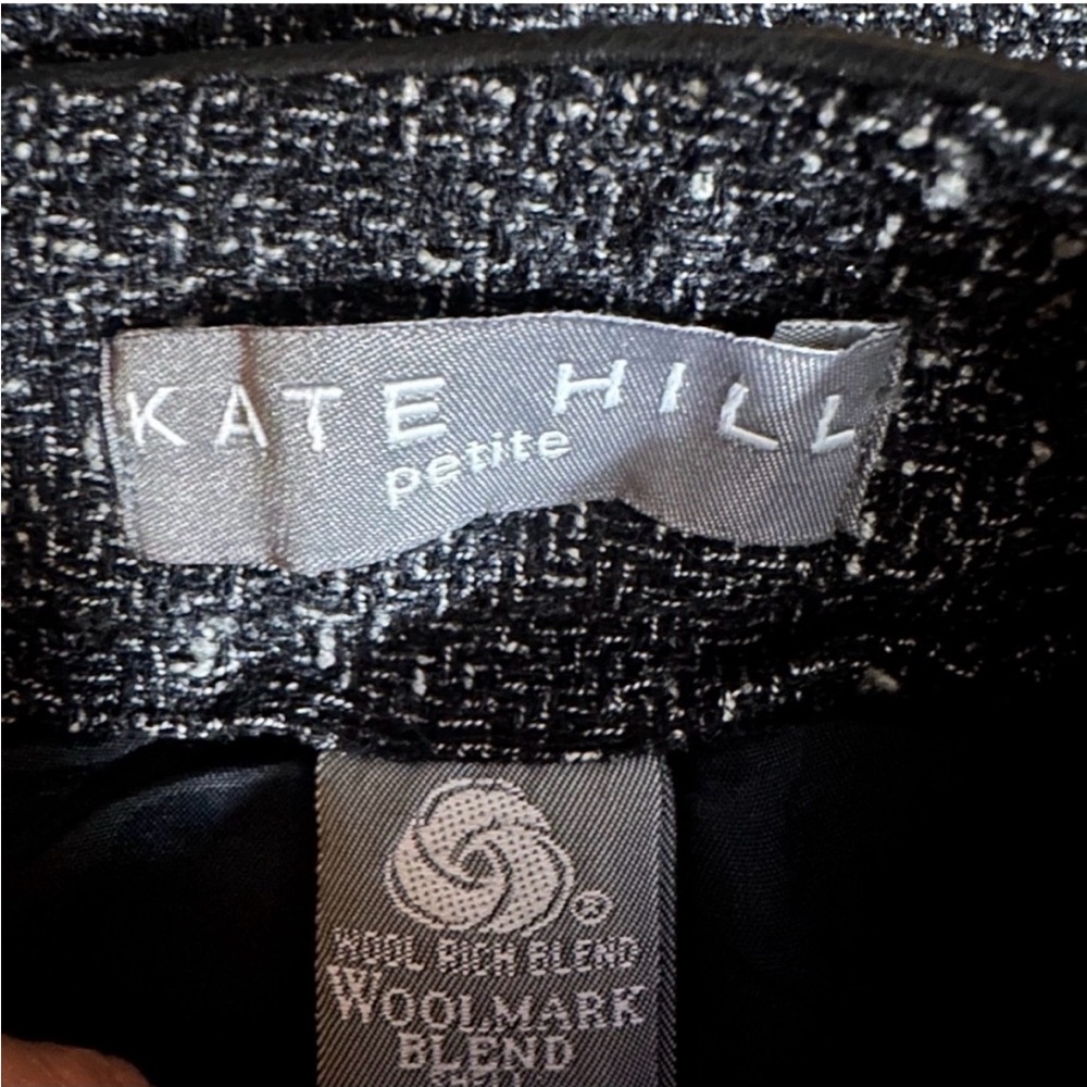 Vintage Kate Hill Wool Skirt with Leather Waist Band | Size 6 - Picture 7 of 9